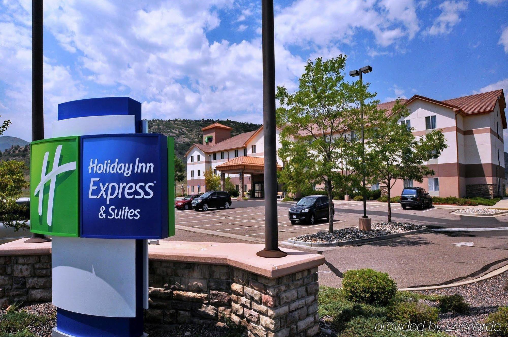 Holiday Inn Express Hotel & Suites Littleton By Ihg Exterior photo